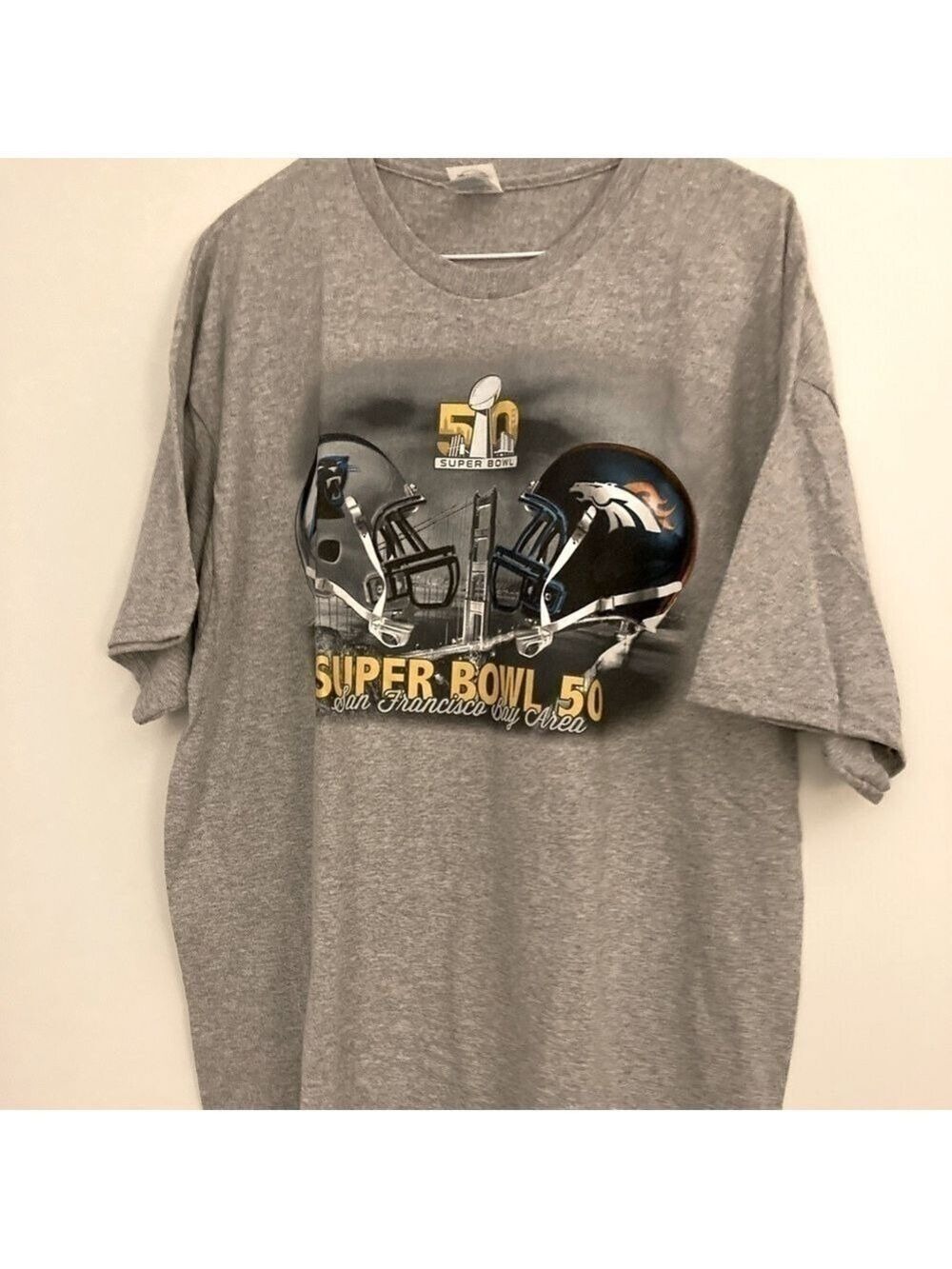 NFL Super Bowl 50 tee shirt Panthers vs Broncos XL never worn